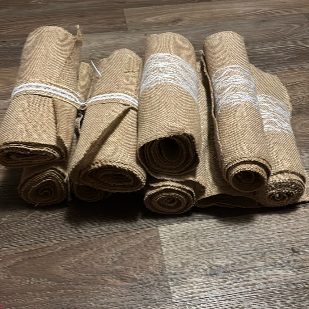 9 white lace burlap table runners